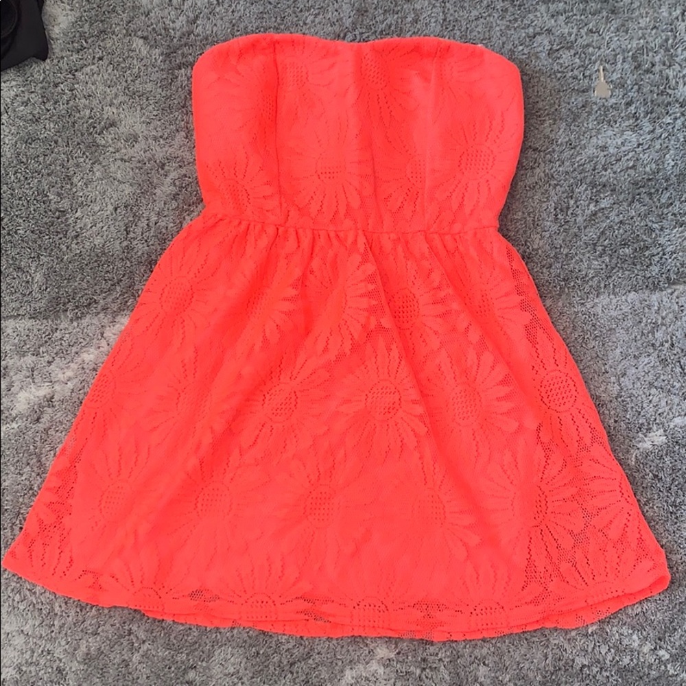 2 FOR 10 DRESSES
